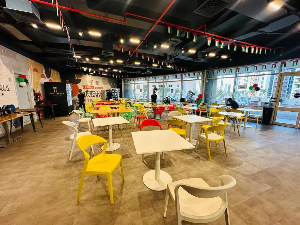 Food Court