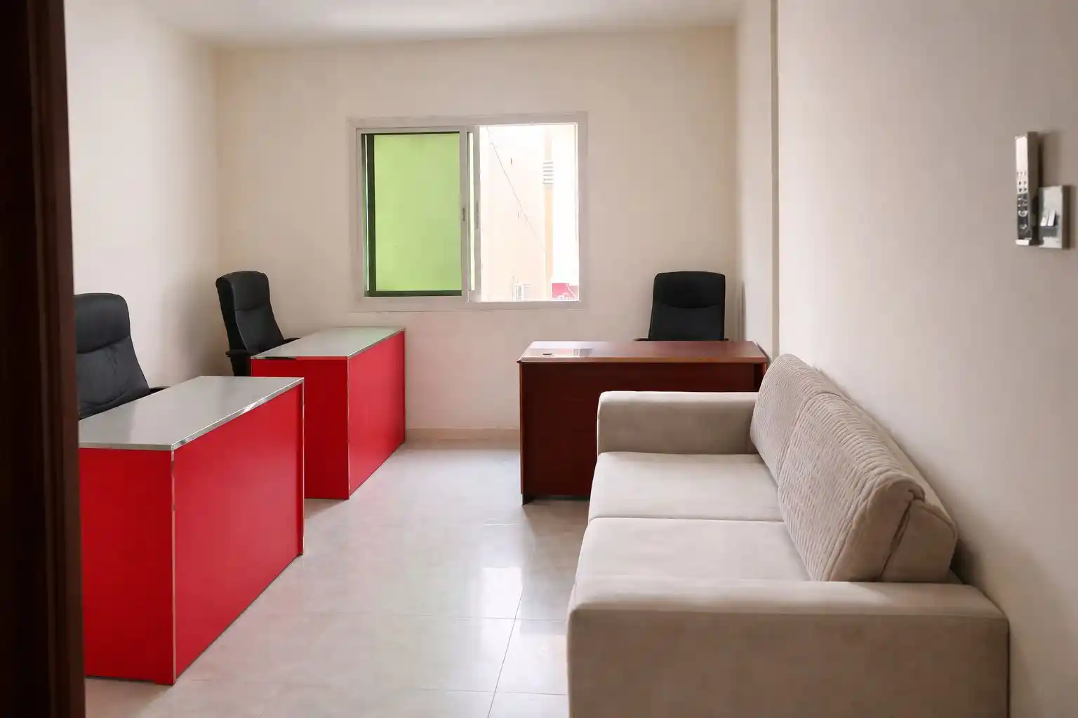 Naif 300 · Affordable Private Office | Deira Naif | Furnished